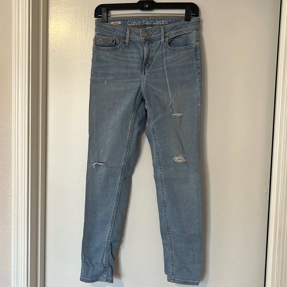 Light wash CKJ Ankle Skinny Denim